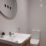 Cactus Apartment *